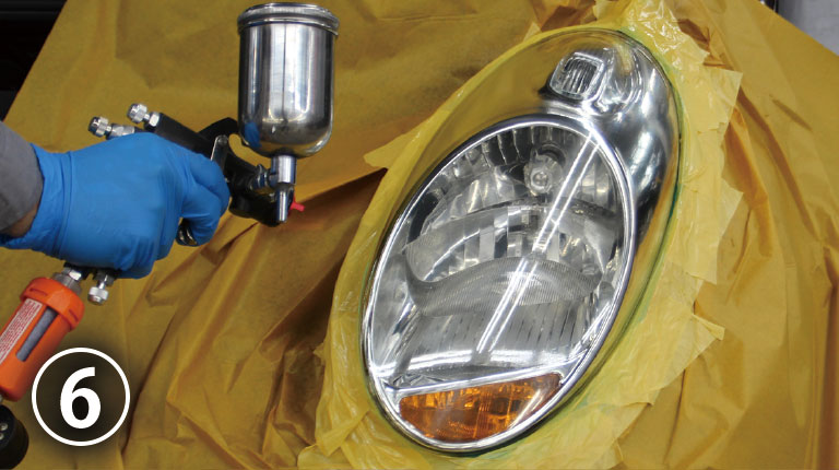 超耐久ハードコートをスプレーガンで塗布